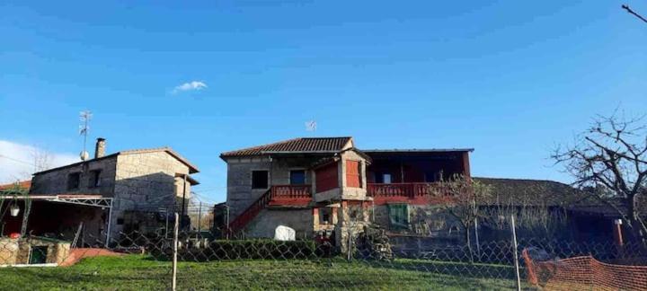 Alojamiento Entero Con Piscina Y Jardin. Ourense Bagian luar foto