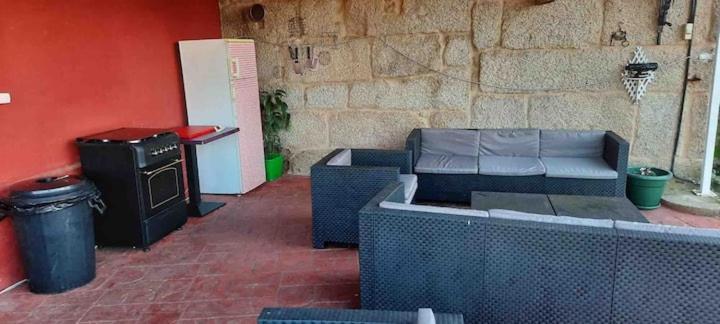 Alojamiento Entero Con Piscina Y Jardin. Ourense Bagian luar foto