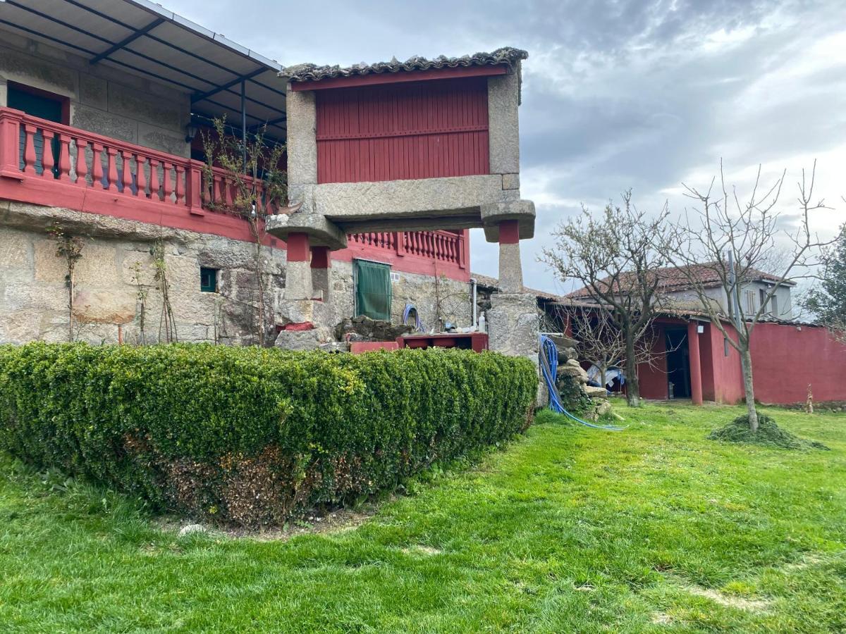 Alojamiento Entero Con Piscina Y Jardin. Ourense Bagian luar foto