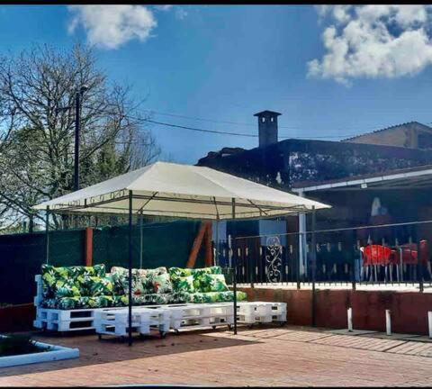 Alojamiento Entero Con Piscina Y Jardin. Ourense Bagian luar foto